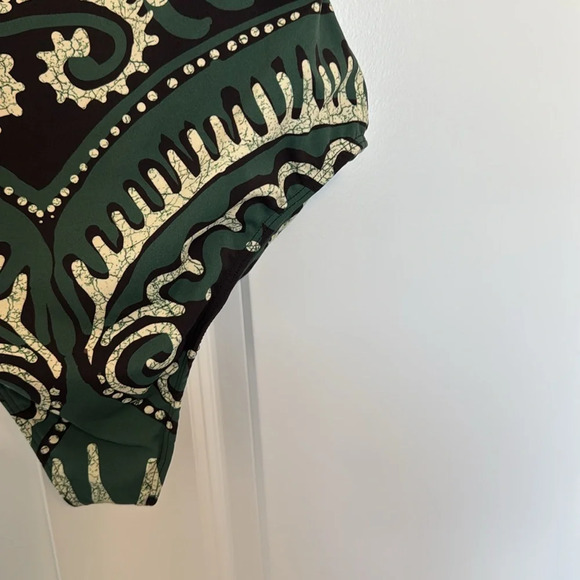 NWT Sea New York Charlough Print One Piece Swimsuit Size Small Green/Black - Picture 4 of 7